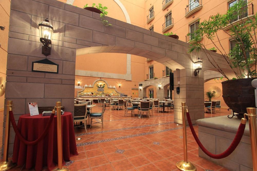 Holiday Inn Express Silao-Aeropuerto Bajio By Ihg Buitenkant foto