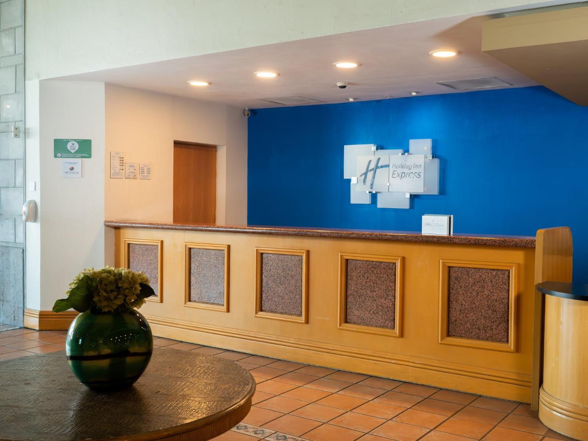 Holiday Inn Express Silao-Aeropuerto Bajio By Ihg Buitenkant foto