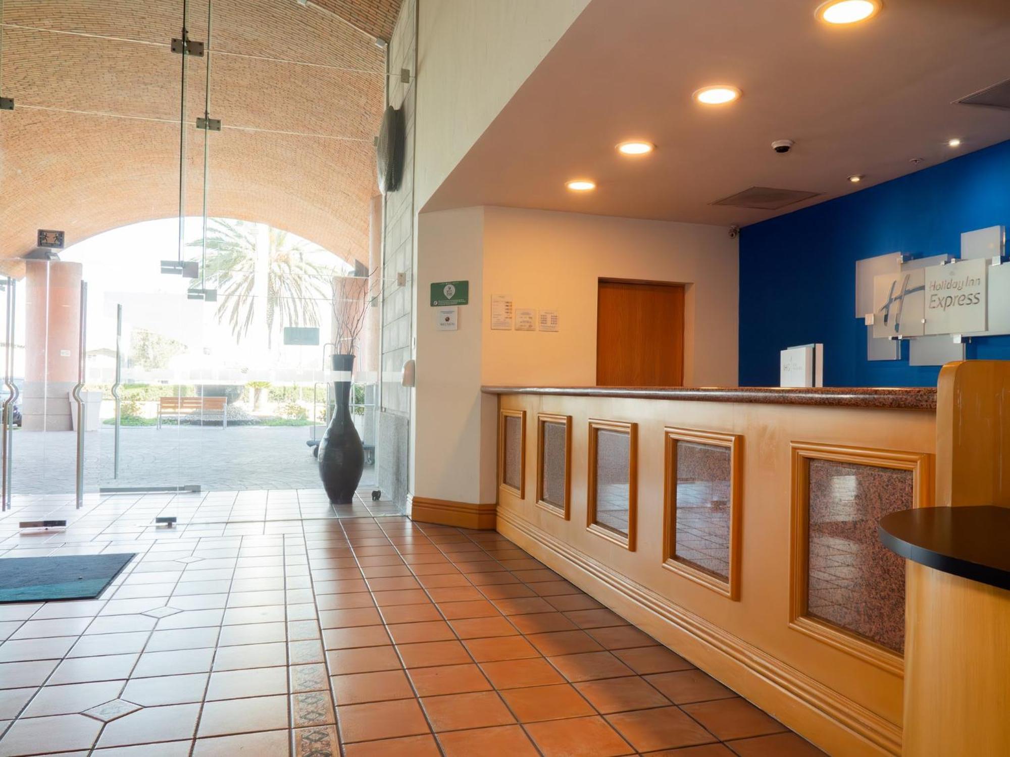 Holiday Inn Express Silao-Aeropuerto Bajio By Ihg Buitenkant foto